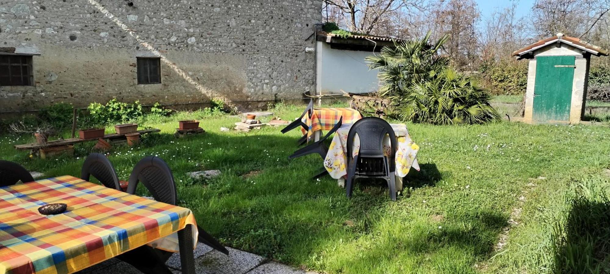 Stasion Di Pueste Nogaredo Bagian luar foto