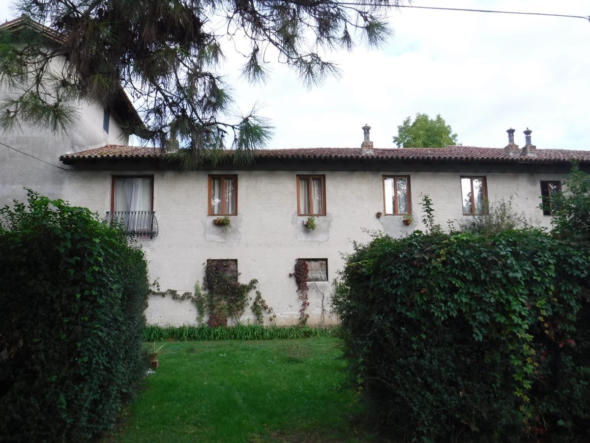 Stasion Di Pueste Nogaredo Bagian luar foto
