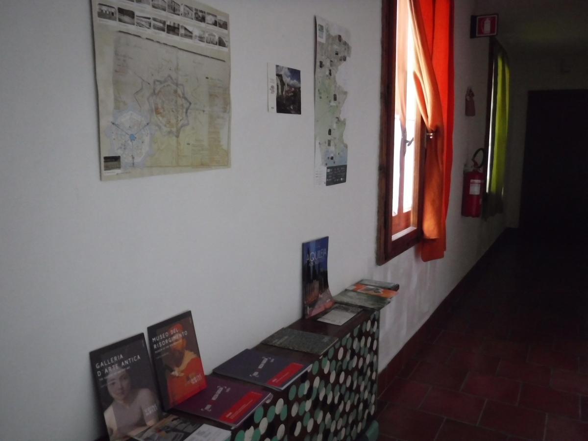 Stasion Di Pueste Nogaredo Bagian luar foto